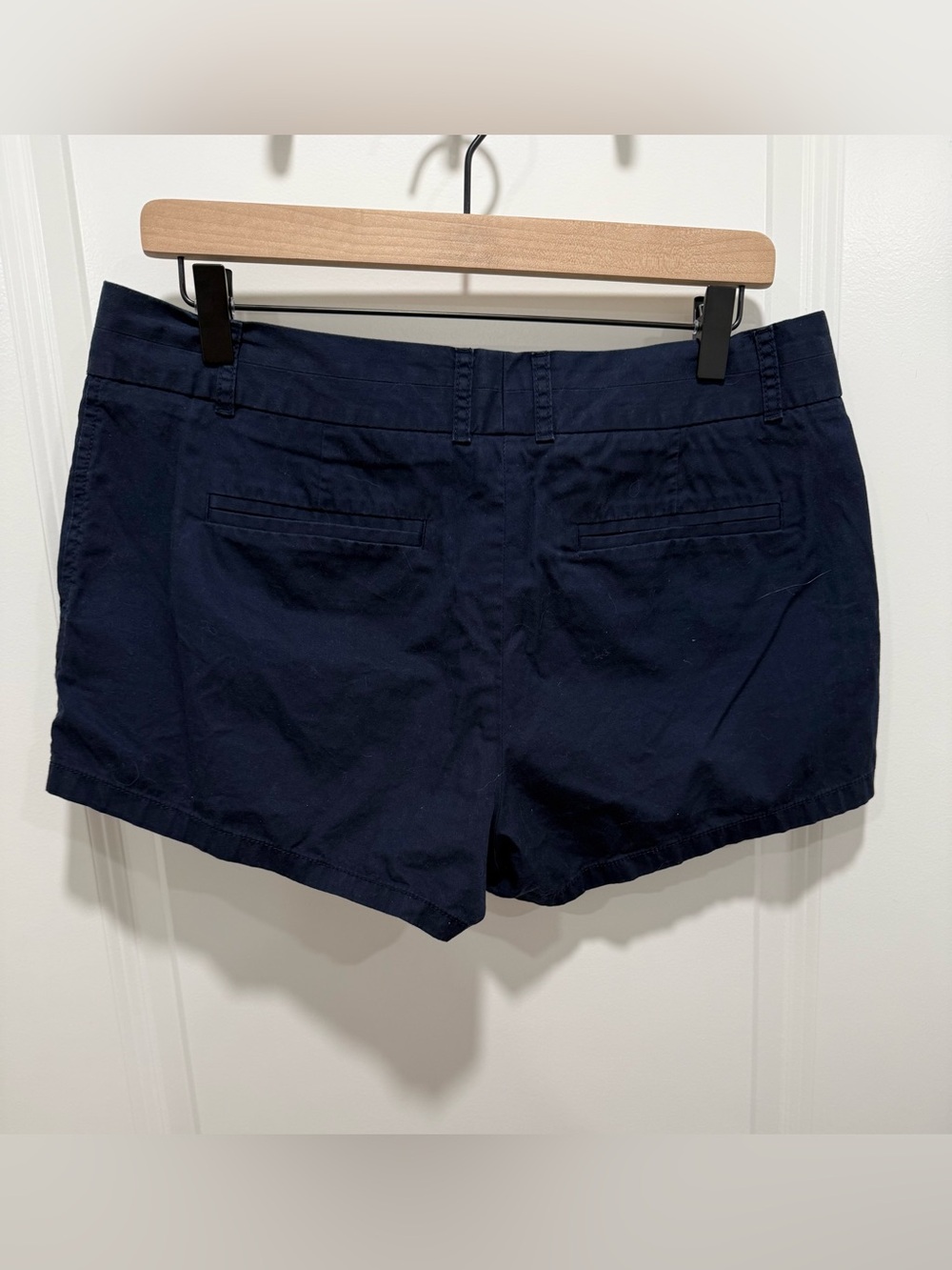 J. Crew Navy 100% Cotton Broken-In Chino Shorts Size 10 Preppy Coastal Summer - Picture 2 of 5